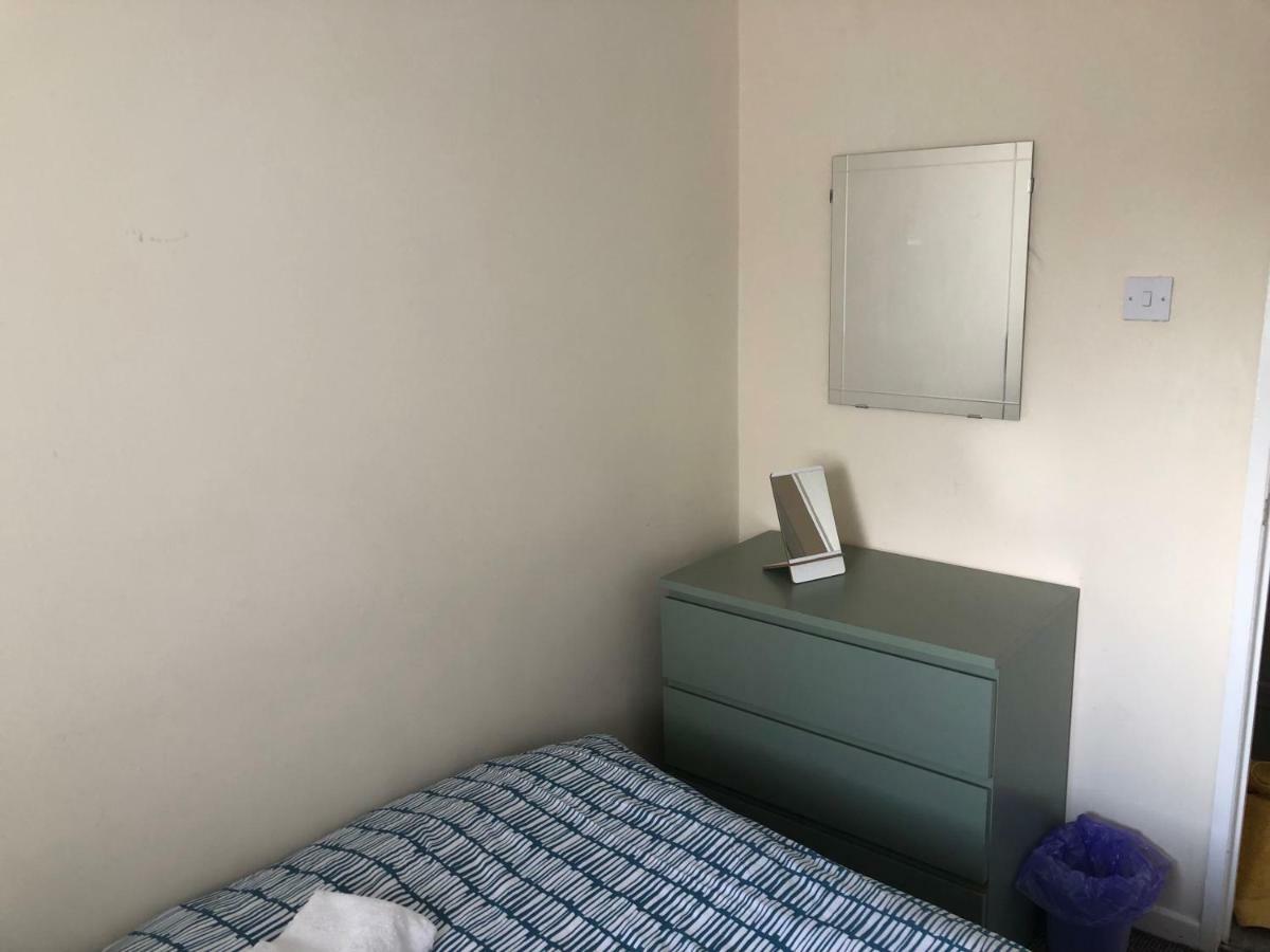 Claire'S Airbnb 2 Belfast Dış mekan fotoğraf